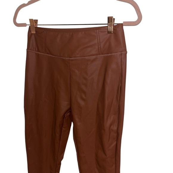 Ookie & lala tan vegan leather skinny pants leggings medium M like new - Picture 3 of 5